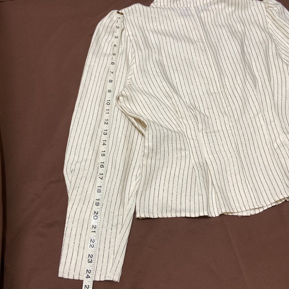& OTHER STORIES PARIS ATELIER,LONG SLEEVE CREAM BLOUSE WITH SILVER STRIPS.SIZE10 - Picture 6 of 9